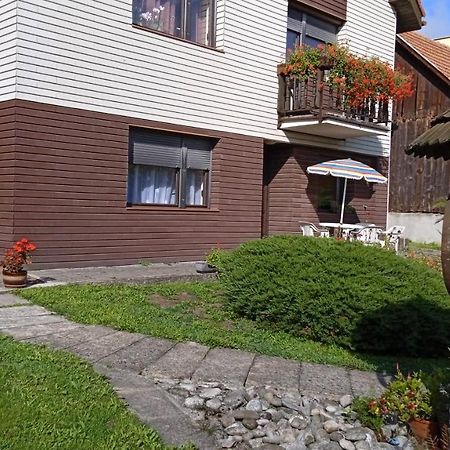 באנסקה ביסטריצה Apartman 6 Km Od Centra Banskej Bystrice מראה חיצוני תמונה